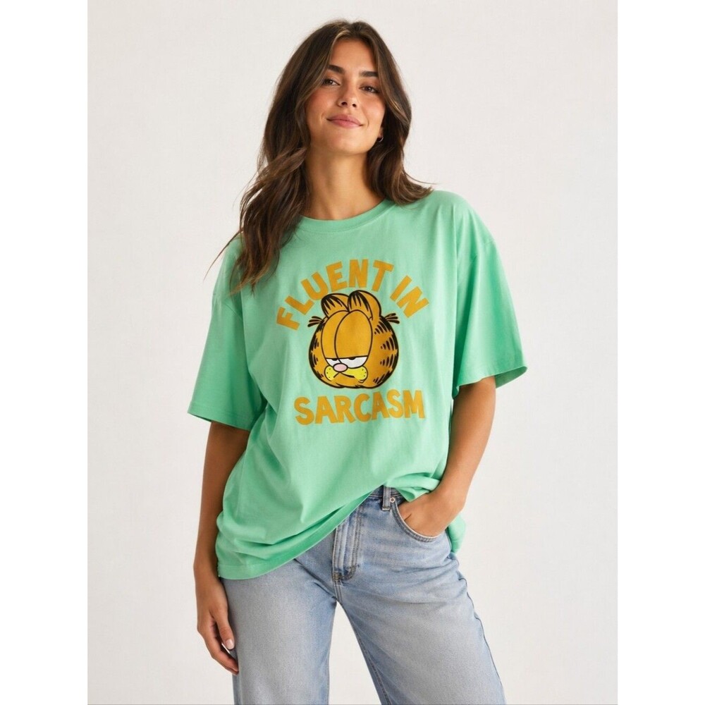Garfield Fluent in Sarcasm T-Shirt Size XL